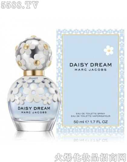 ���Ϻ�ӯ�M(j��n)�����Q(m��o)�����޹�˾��Ī���r�Չ�(m��ng)��Ůʿ����ˮ50ml