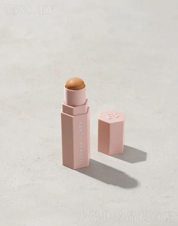 ·����܎��ˮ���yƷ(�Ϻ�)���޹�˾��FentyBeauty��׃?n��i)��F��� Ħ����ɫ(���{(di��o))
