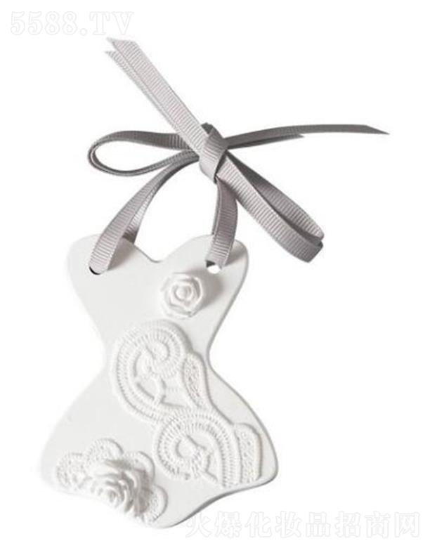 ������(�Ϻ�)Ʒ�ƹ����ɷ����޹�˾���Ϻ������� ��?sh��)۠���õ���w�w�����ʯ��-��̖(h��o)