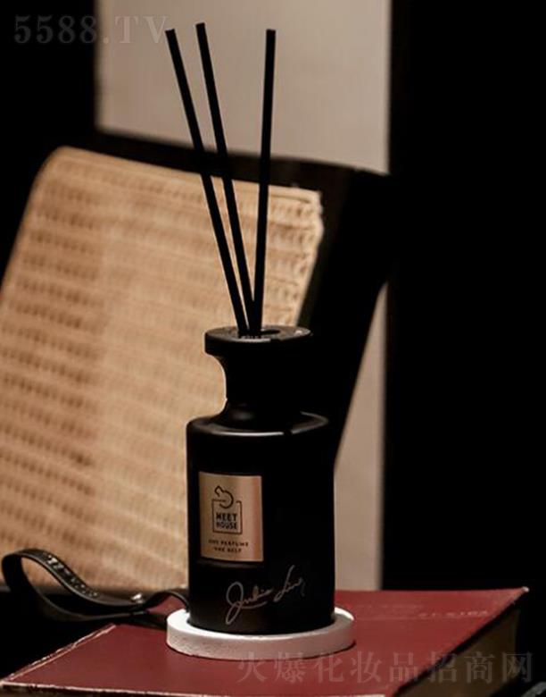 �Ϻ������Ļ��������޹�˾�������r�⵹���ĕ��� 150ml