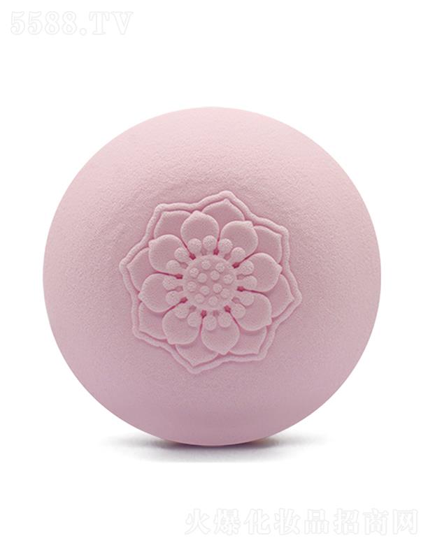 ���T���g���y��Ʒ���޹�˾����˹����Ů�ۓ�