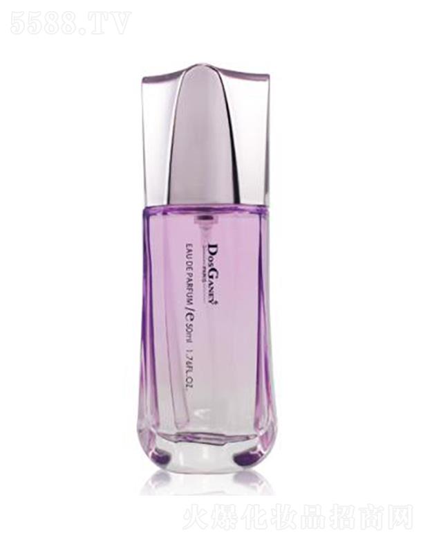 �Ռ��мΌ����û������޹�˾����˹�����Ȼ���ˮ