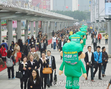 ����𱬾W(w��ng)�ĳɹ��S����ʸ־�������^����ǰ