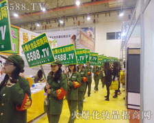 �Gɫ܊�b�����(du��)��Ӣ�˲��l(f��)�������C��