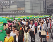 �𱬾W(w��ng)��־�ɞ�ͬ�ИI(y��)֮�е�ٮٮ��