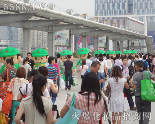 ̤��չ���ƏV֮·���҂��x�o���