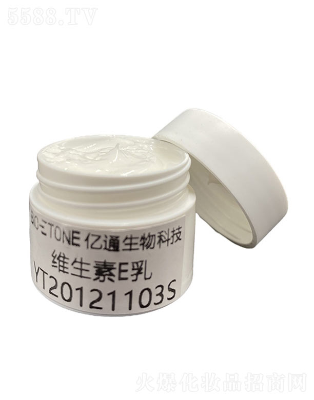 �S����E��