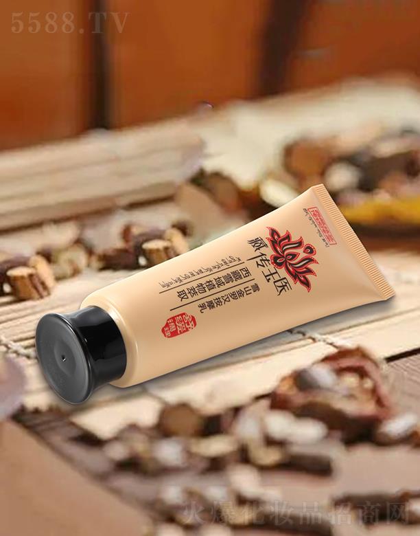 �؂����t(y��)ѩɽ���_�h��Ħ�� ��ů���o(h��)�{(di��o)��