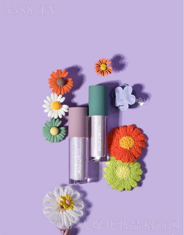 �K���K����   HOLD-LIVE�ǿ�Һ�w��Ӱ    ����Ƭ����