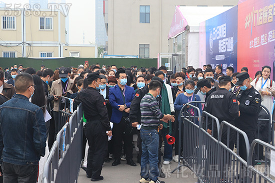 第47屆鄭州國際美業(yè)博覽會盛大開幕 第47屆鄭州國際美業(yè)博覽會盛大開幕