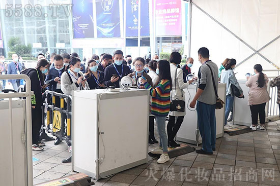 饕餮盛宴,蓉城相聚!第44屆成都美業(yè)博覽會盛大開幕 饕餮盛宴,蓉城相聚!第44屆成都美業(yè)博覽會盛大開幕