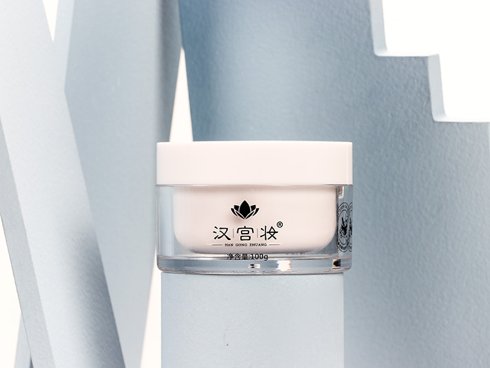 漢宮妝草本養(yǎng)顏靚膚膏 漢宮妝草本養(yǎng)顏靚膚膏