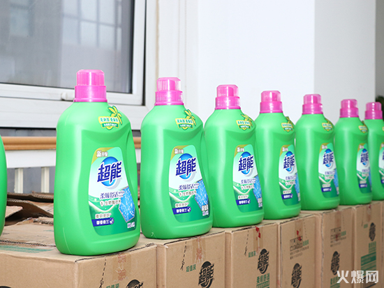 ������Ů��(ji��)���𱬾W�ɰl(f��)Ů�񌣌ٶY��