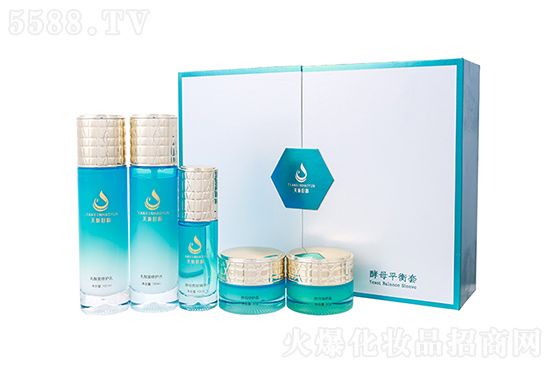 ���º�퍽�ĸƽ����