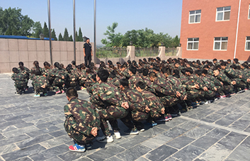 ��(y��ng)�ƻ��hȻ����(d��ng)���@���ǻ��˵Ĉ�(ji��n)����