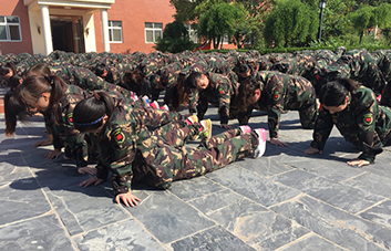 Ӣ���Sˬ���]�гC��������ֻ�Ј�(ji��n)��(qi��ng)��