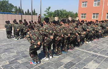 Ӣ���Sˬ���]�гC��������ֻ�Ј�(ji��n)��(qi��ng)��