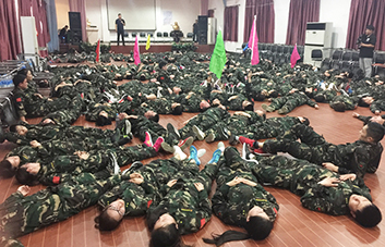 ���������ԗ�����Խ������