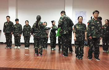 ���س��Z����Ը�����Լ��S�µđ��P�Z����