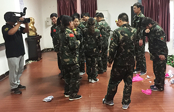 Ҫ��Ȅe�˃�(y��u)������Ҫ�����������κ��˵�Ŭ����