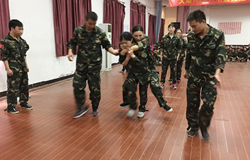 �����X�ѡ��Ʊ��O�����@һ·�҂��A��Ư����