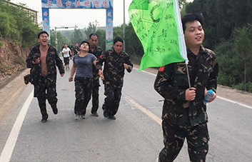 ͽ������15����w�(y��n)���L(zh��ng)��·����ĥ�Z����Ѫ�Ի�����