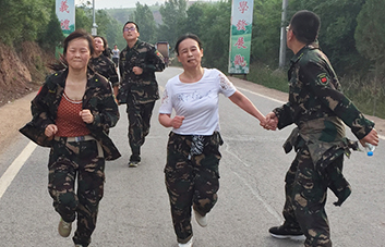 ��Փ�ǔv��߀�Ǳ������҂��]�ЁG���κ�һ��(g��)����