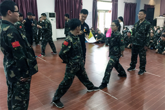 ��(ji��n)��ʯ�^��������ݔ�A�s�ڏ�ָ�g��