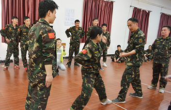 �ɹ�·�ϣ�Ҫ����һ�z��и���A��·����߀��ƴ��׷��