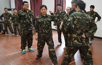 ��Ŀ�������������ĽY(ji��)������������